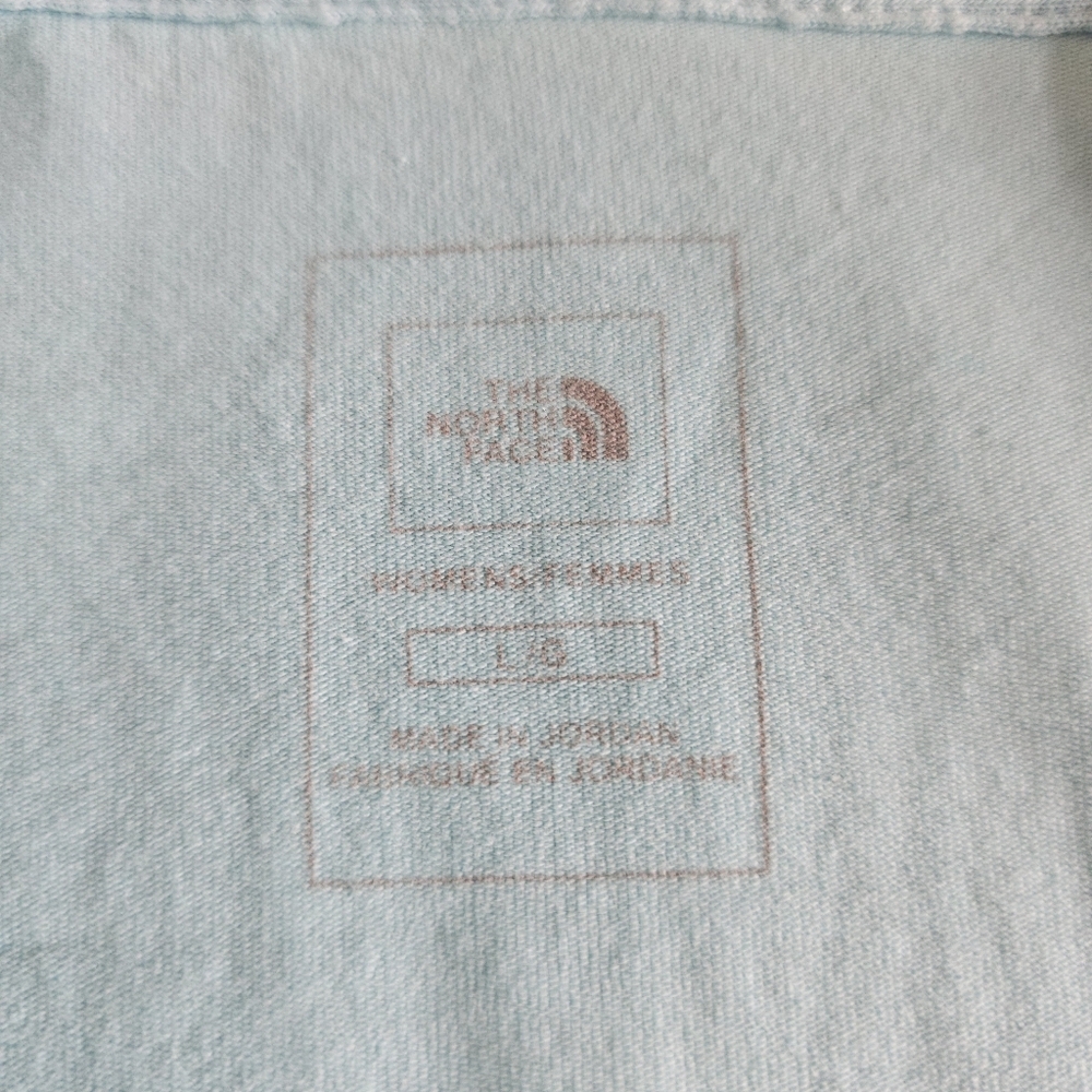 NWOT: North Face hooded pullover shirt size L - Picture 3 of 13